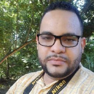 Meet your Posher, Sandy rafael